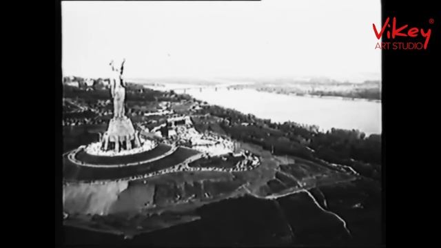 Стих "Опустела без тебя земля..." в исполнении Виктора Корженевского, 0+ смотреть онлайн