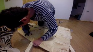 Как сделать круглый стол на кухню своими руками в домашних условиях?