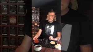 Процесс заваривания китайского чая Габа от чайного мастера.