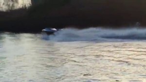 Катера с автомобильными двигателями.