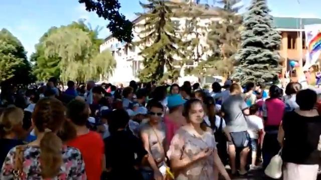День защиты детей в Каховке / 2 июня / 1 часть смотреть онлайн