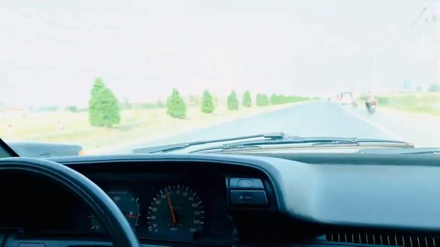 CAMBODIA ?? TOYOTA CAMRY 91 DX (gray) Vs LE (black) смотреть онлайн