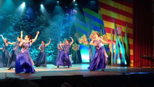 Castanets Birds Dance смотреть онлайн