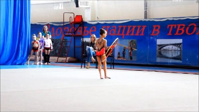 Ваганова Елизавета. Выступление с обручем. 17.04.2015г. смотреть онлайн