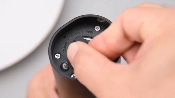 Обзор комплекта электрических мельниц для специй YouSmart Electric Grinder Set Black (KYMQ-15C)