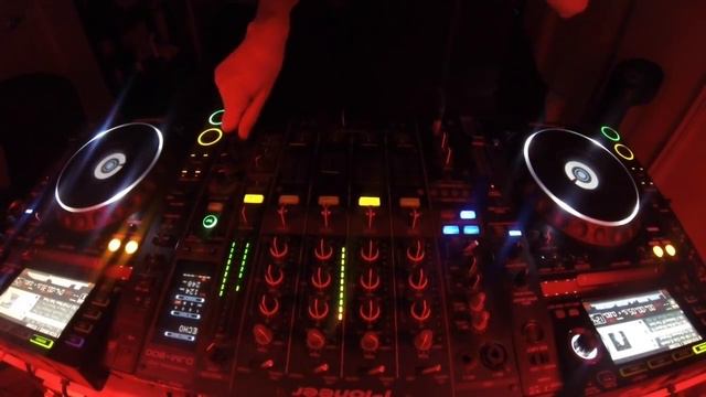 #106 Tech House Mix April 21st 2018 смотреть онлайн