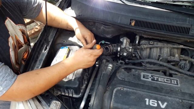 Cómo cambiar los soportes del motor, AVEO 2009 смотреть онлайн