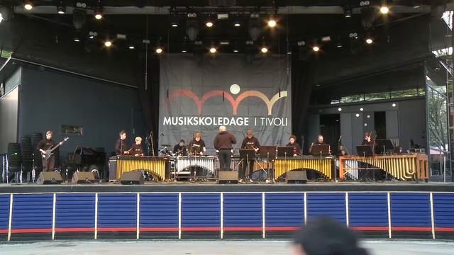Marimbanda (Københavns Musikskole) - Tivoli 2015 смотреть онлайн