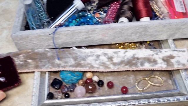 Чокер из бархата с вышивкой. #чокер #вышивка #украшения смотреть онлайн