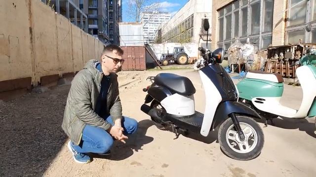 Сравнительный обзор на скутеры из Японии в ретро стиле. HONDA GIORNO vs HONDA TODAY. смотреть онлайн