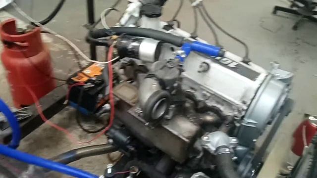 Suzuki G16b engine running on LPG смотреть онлайн