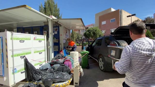 Как Я мусор продаю за деньги в Испании. Жизнь в Сагунто Испания. смотреть онлайн