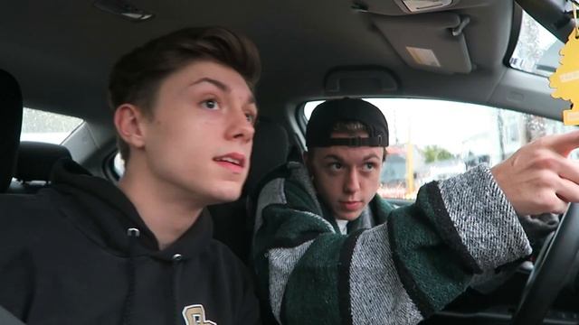 Annoying SKETCH | VLOG смотреть онлайн