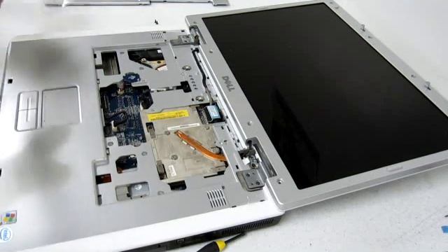 Dell Inspiron E1405, E1505, E1705 keyboard replacement смотреть онлайн
