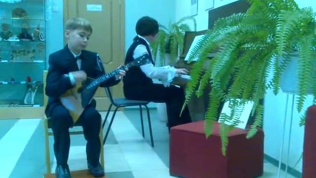 Плясовой наигрыш. Балалайка. смотреть онлайн