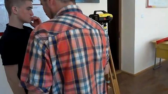 Работа с цифровым нивелиром Leica Sprinter: геометрическое нивелирование. смотреть онлайн