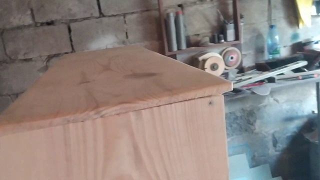 Полка под зеркало своими руками из сосновой доски смотреть онлайн