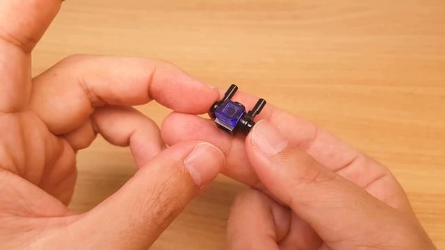 How To Build Mini LEGO Brick Monster Mob Transformer Mech - Lastman (similar To Enderman)