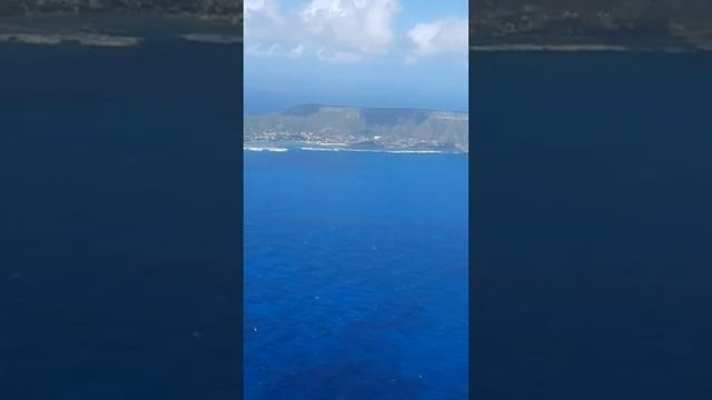 La Guadeloupe, l'île de la Désirade et la Petite-Terre vue du ciel ! Balade en ULM смотреть онлайн