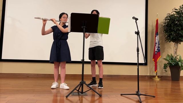 Danny Boy flute duet, Ann Gao and Joshua Gao смотреть онлайн