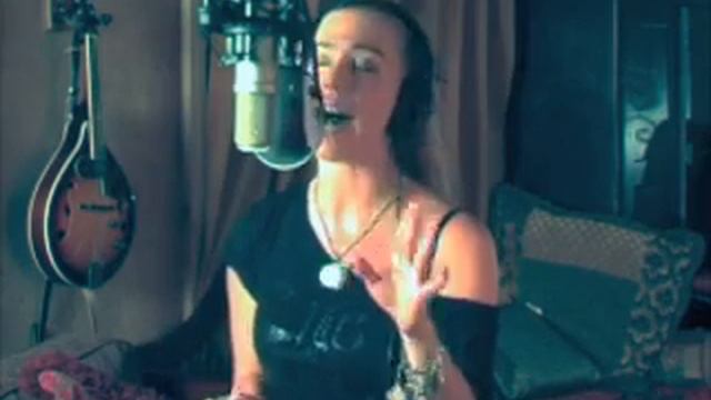 Lisa Lavie "Maple Leafs" (ORIGINAL) смотреть онлайн