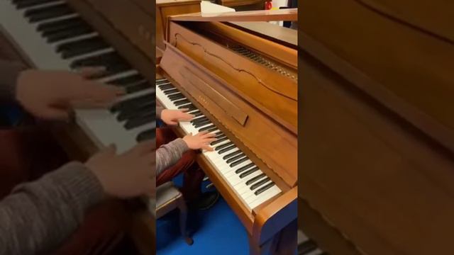 Piano Kawai model C-107, serial number K1290629 смотреть онлайн