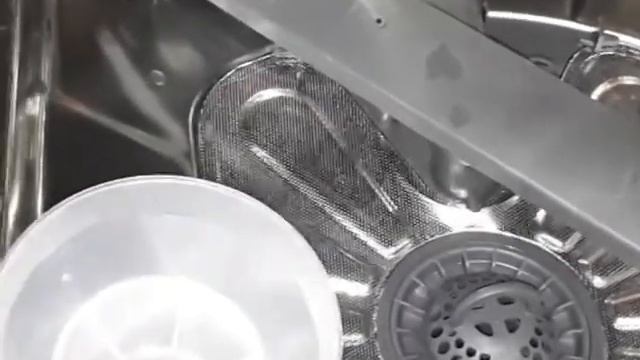 Как Правильно Загружать и как пользоваться посудомоечной машинкой Electrolux 45 см. смотреть онлайн