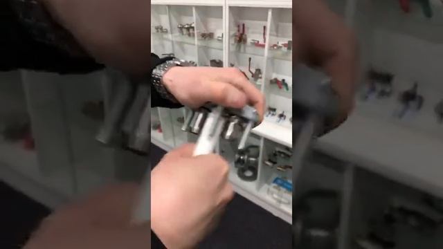 Коротко о монтаже металлополимерной трубы LD FORS с ППР фитингами. смотреть онлайн