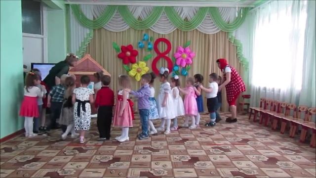 вторая младшая 8 марта смотреть онлайн