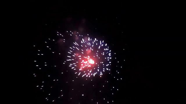 Салют в честь Дня Победы 09. 05. 2017 город Северск смотреть онлайн