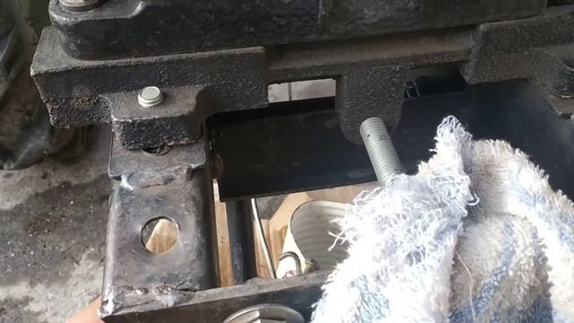 Мотоблок Зубр 10 Л С Замена Масла в двигатель, 5W-40 1,8 лит. смотреть онлайн