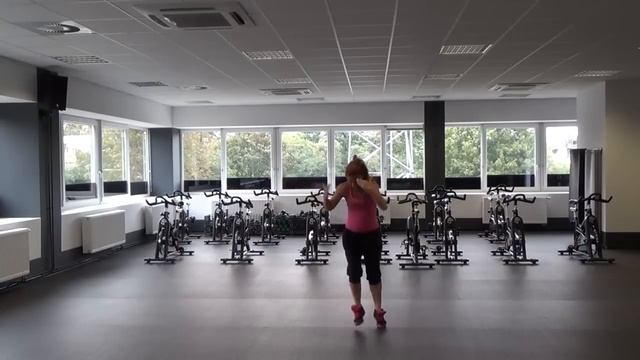 Ricky Martin - La Mordidita - zumba/dance fitness - Karolina ColorFit смотреть онлайн