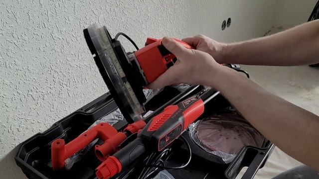 ... а ЭТА шлифмашинка совсем ДРУГАЯ! DLT R7231 - ДЕЛИКАТНЫЙ подход к ПОВЕРХНОСТИ. Ремонт квартир. смотреть онлайн