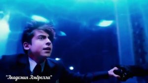 Эйдан Галлахер | Номер пять из "Академия Амбрелла", посол ООН, музыкант, а ему всего 16 лет