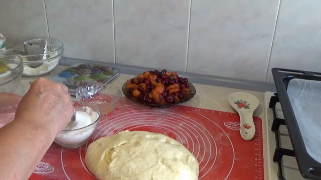 сладкие пирожки с фруктой смотреть онлайн