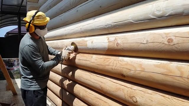 Шлифовка снаружи. Браширование бревна. Покраска. Наружная отделка сруба. Андреевские срубы смотреть онлайн