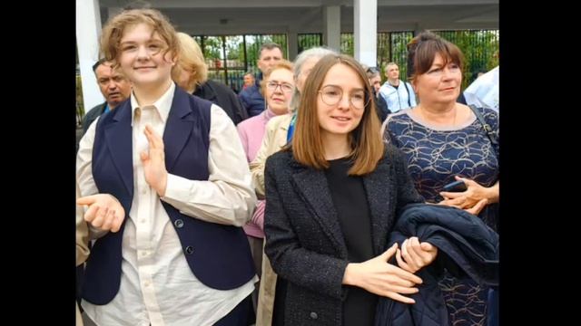 Дорогие друзья, ранее мы рассказывали вам о том, что в нашей школе последний звонок прозвенел и для смотреть онлайн