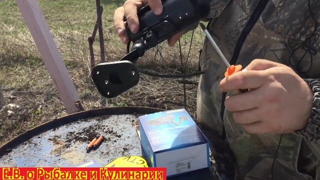 Муляж камеры Dummy CCTV Camera за 300 рублей,с мигающим индикатором,распаковываем и устанавливаем. смотреть онлайн