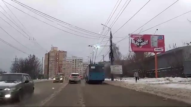Троллейбус-фейерверк в Иванове смотреть онлайн