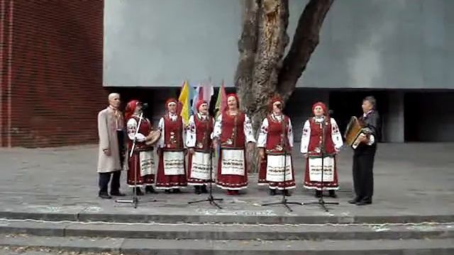 Ансамбль Криница (Подгороднее)-Коло броду смотреть онлайн