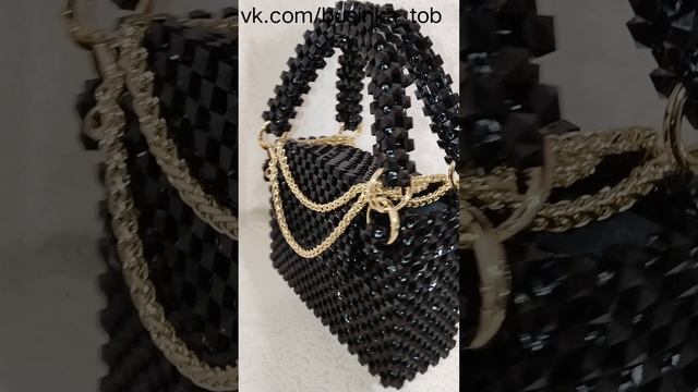 Сумочка из квадратных бусин 🖤 смотреть онлайн