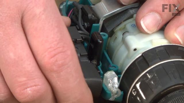 Makita Hammer Drill Repair - How to Replace the Change Lever смотреть онлайн