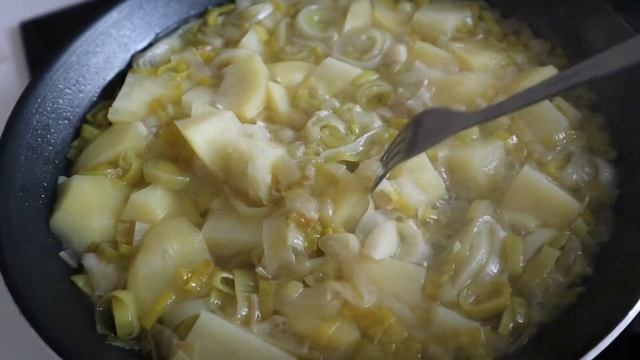 ?D'ora In Poi Guarderò L'aglio Con Altri Occhi!La Miglior Zuppa All'aglio All’italiana Con Crostini