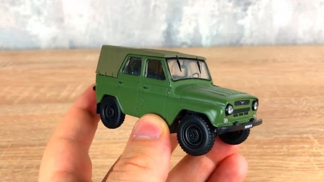 UAZ 469 4x4 diecast model car. 1/43 Scale diecast model UAZ 469 Review смотреть онлайн