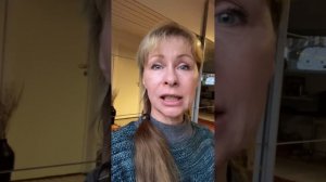 Переход с галопа на рысь - лошадь продолжает галопировать, как это исправить