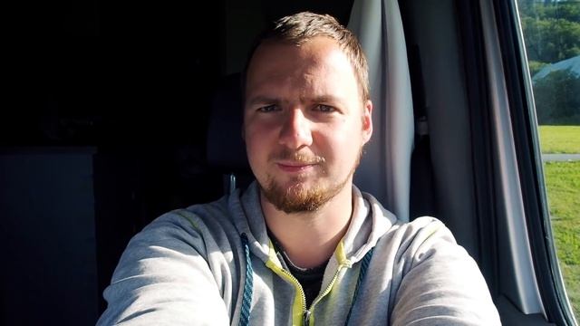 Проблемы с передними колесами и поиски решения. Поездка в Норвегию на самодельном автодоме #7 смотреть онлайн