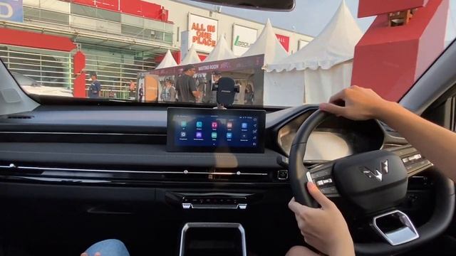 Test Drive Wuling Alvez EX 2023 | SUV Murah Lawan 2 Segmen Sekaligus | Tes Beban Penuh | Review Ind смотреть онлайн