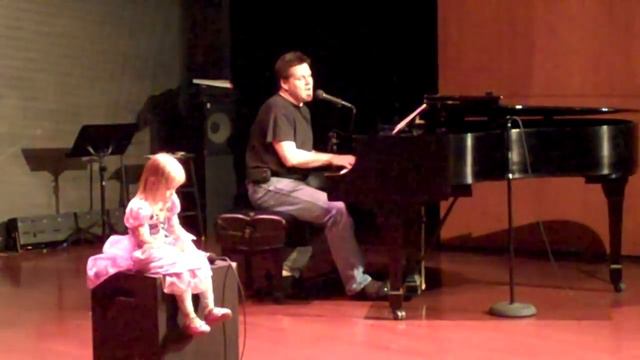 Tangled - Rapunzel and Eugene Francis - Playing Piano to "I See the Light" - 4.4.11 смотреть онлайн