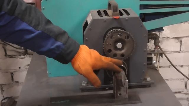 Смотрится ДОРОЖЕ! Как СДЕЛАТЬ БЫСТРО ДЕКОР на профтрубе.Холодная ковка, станок, кондуктор. смотреть онлайн