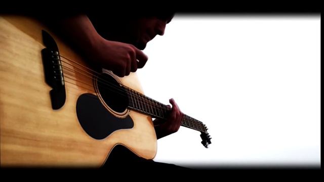 Percussive Alvarez ABT60E playing in "BDGDF#B" (with one wasp interrupting everything) смотреть онлайн